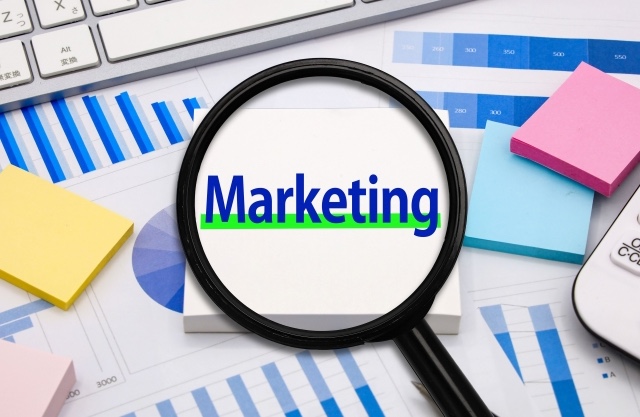 マーケティング